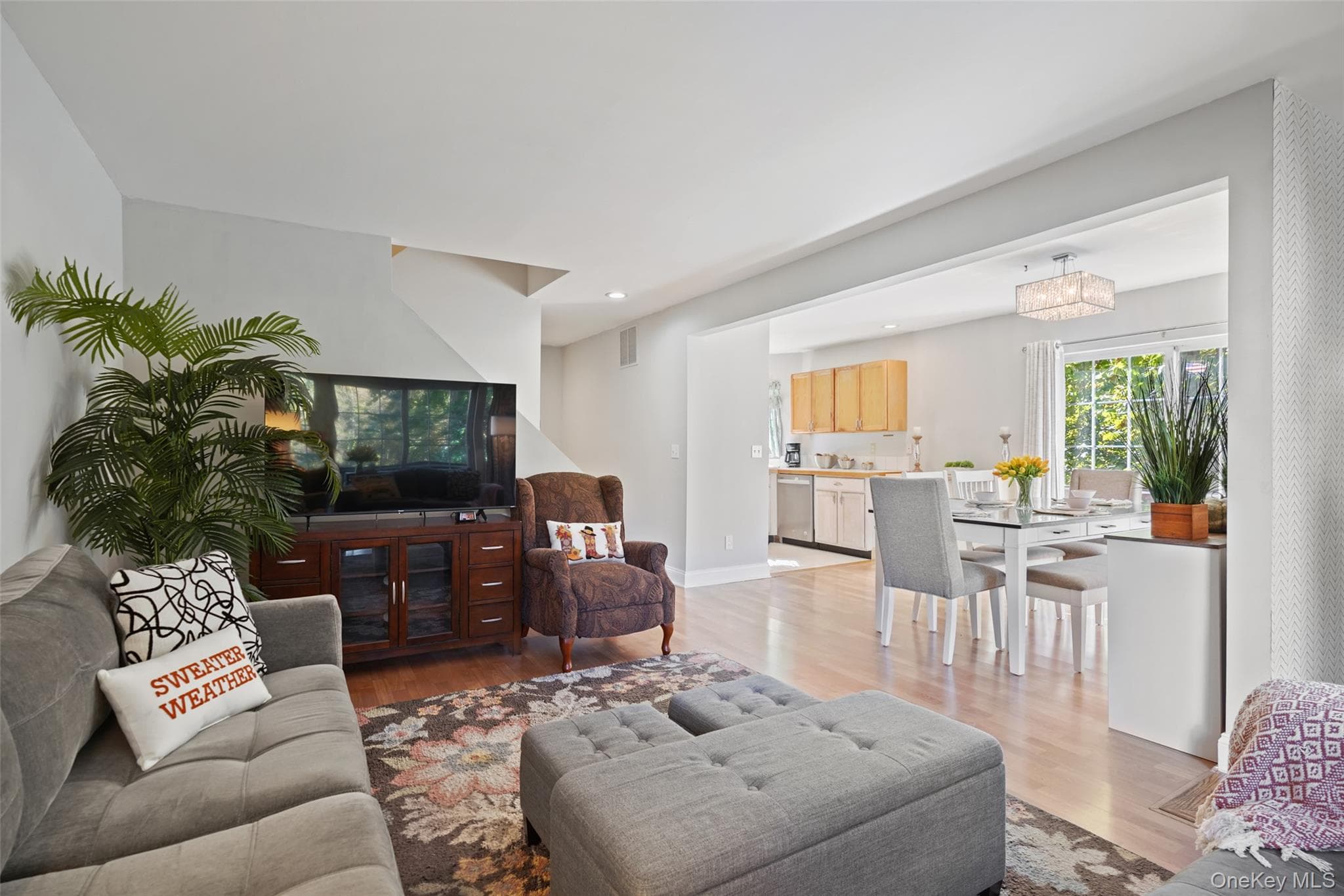 60 Pembrooke Court thumbnail 5
