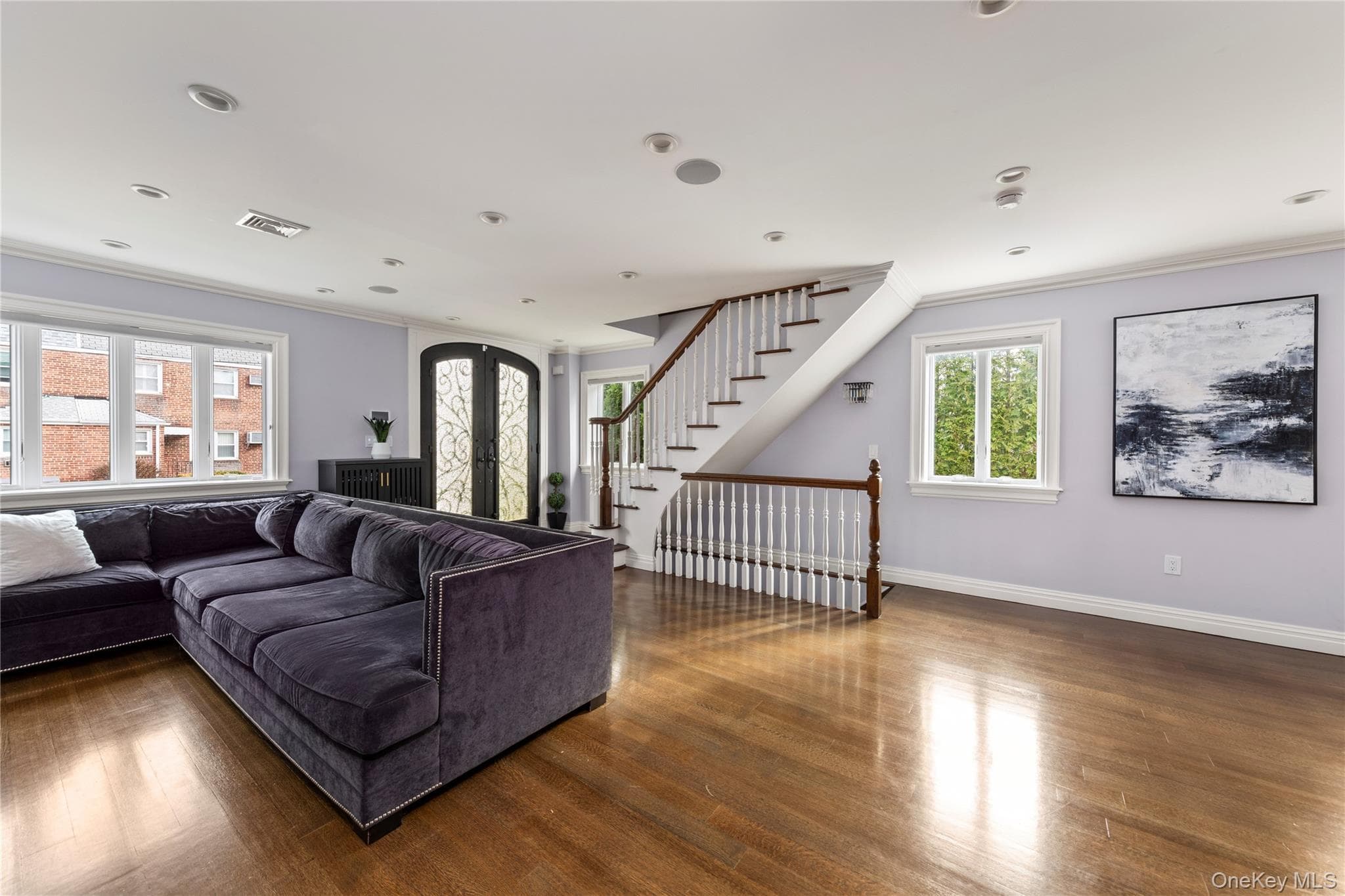 15496 Riverside Drive thumbnail 4