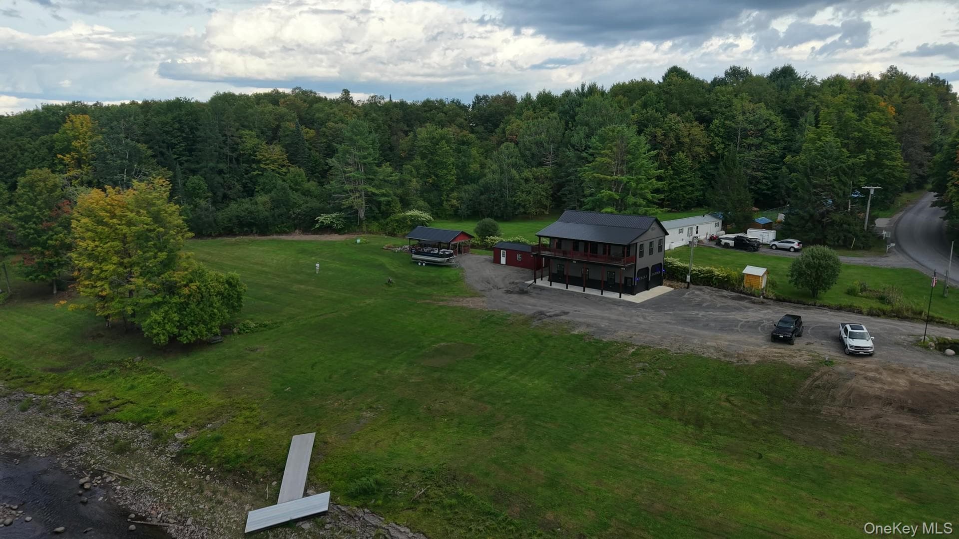 1452 Pardeeville Road thumbnail 10
