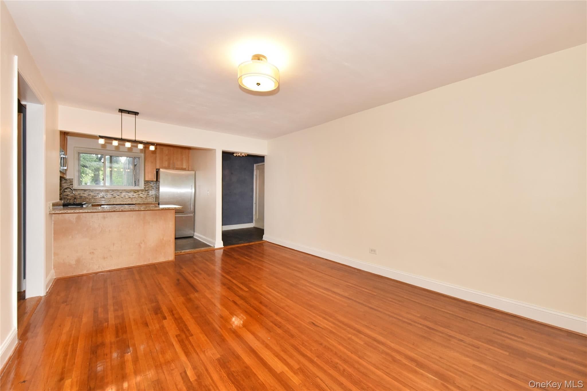 111-05 66th Avenue Unit: 2A thumbnail 3
