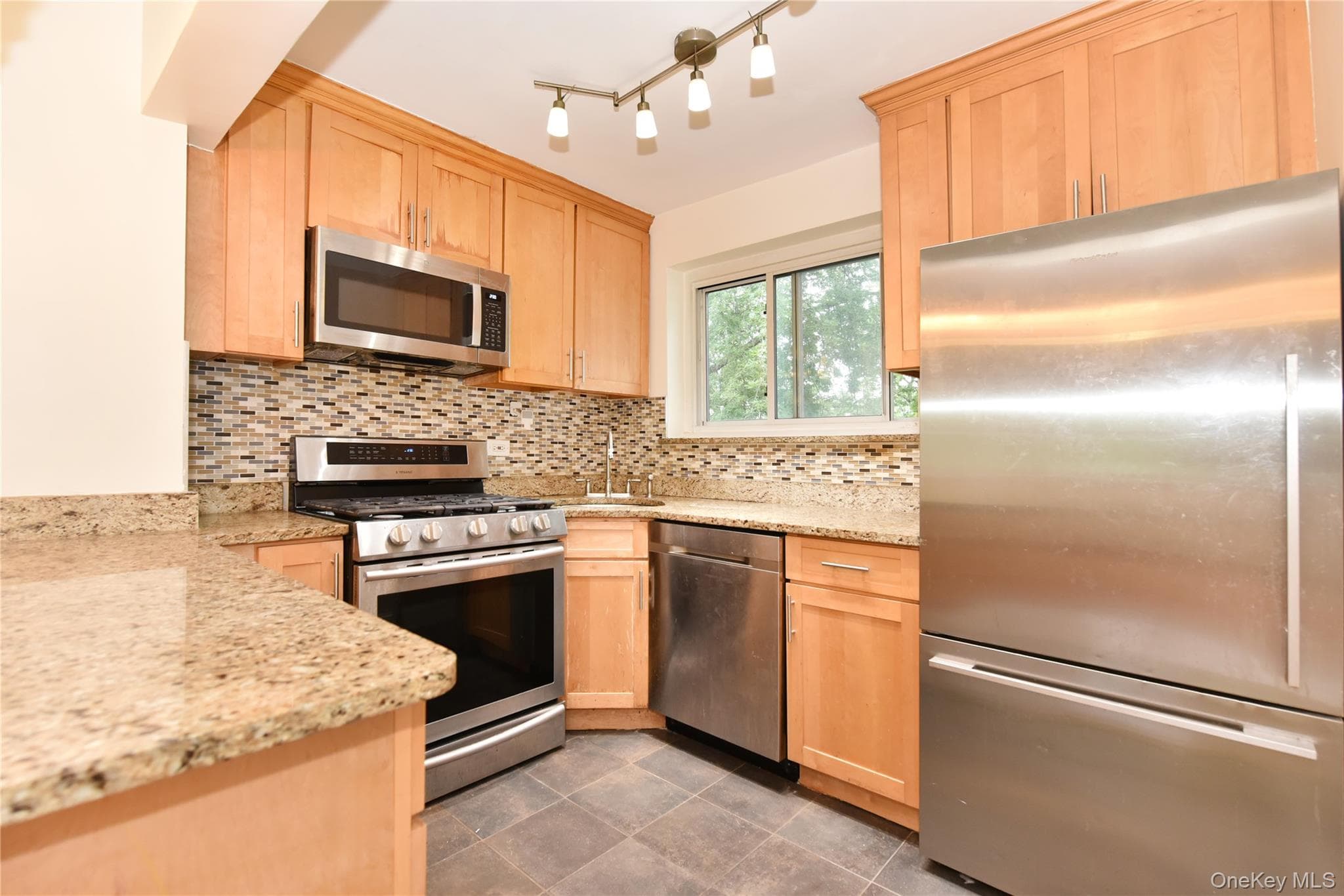111-05 66th Avenue Unit: 2A thumbnail 2