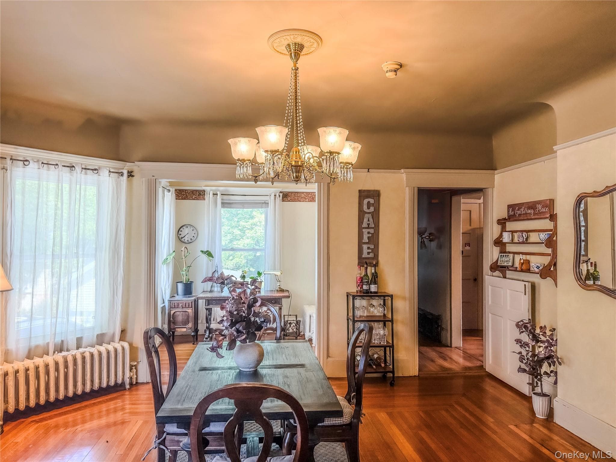 215 Maple Avenue thumbnail 9