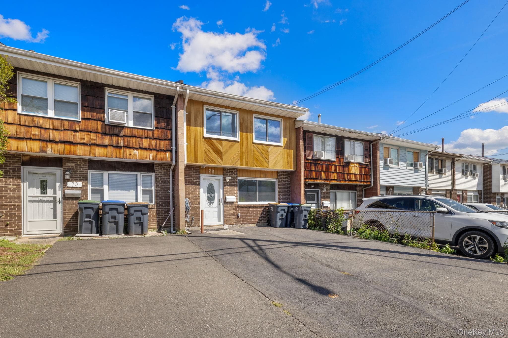 72 Kennedy Drive thumbnail 2