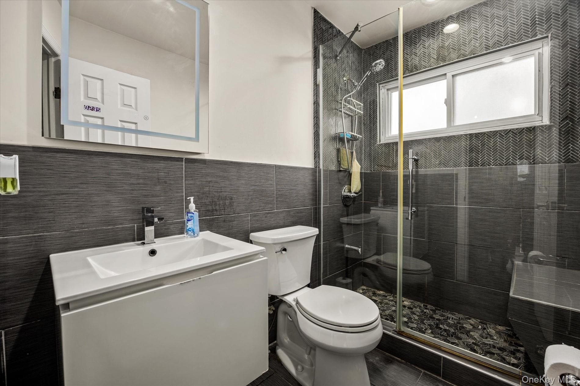 201-46 120th Avenue thumbnail 14