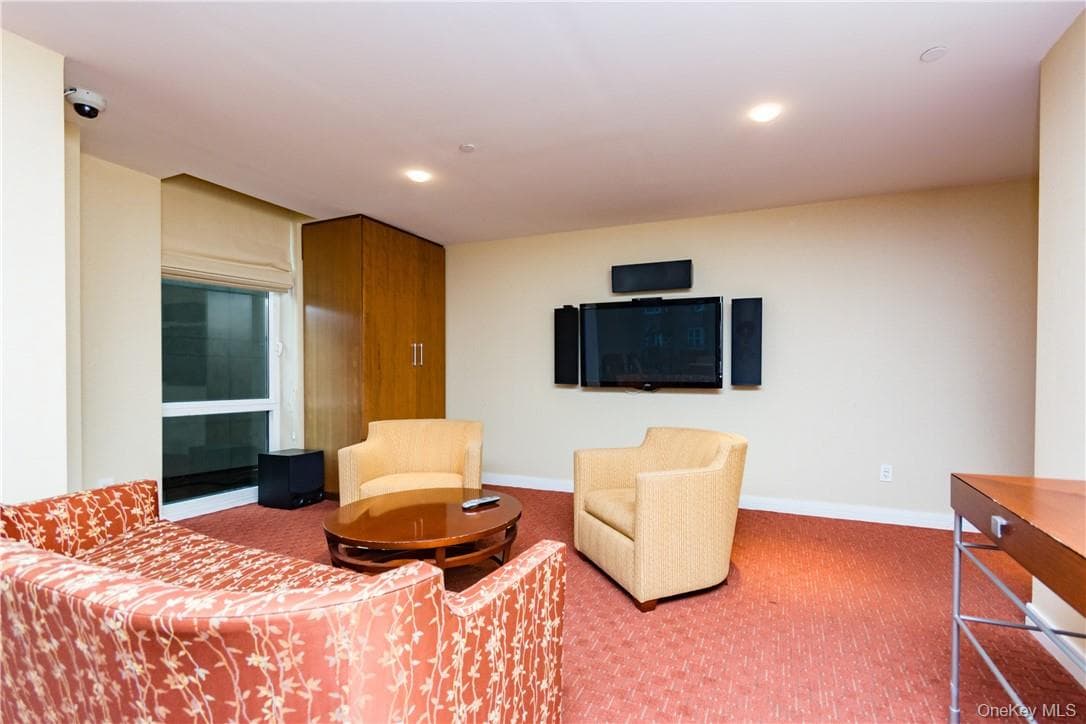 640 W 237th Street Unit: 20B thumbnail 35