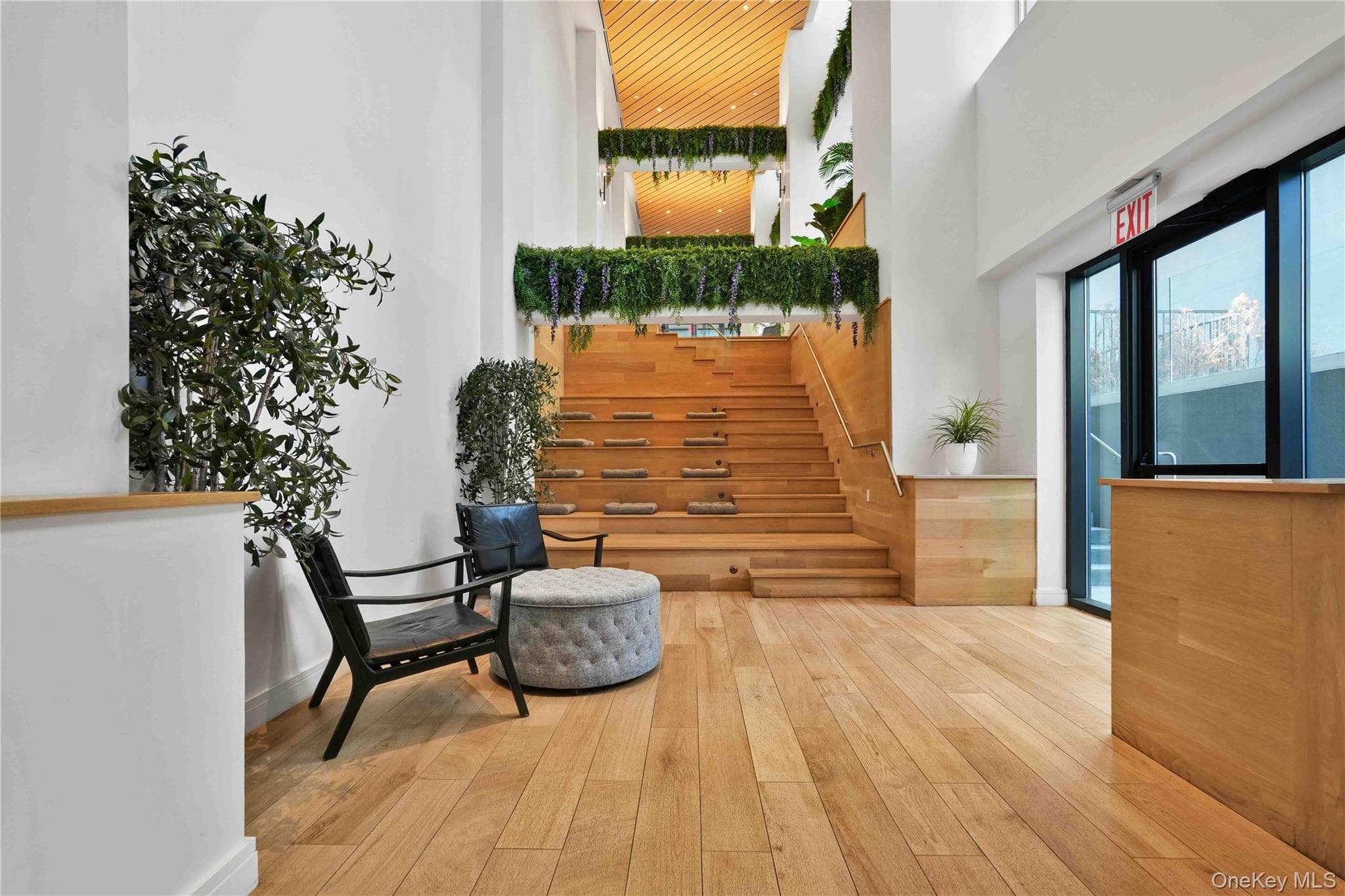 2416 Queens Plaza Unit: 7B thumbnail 17