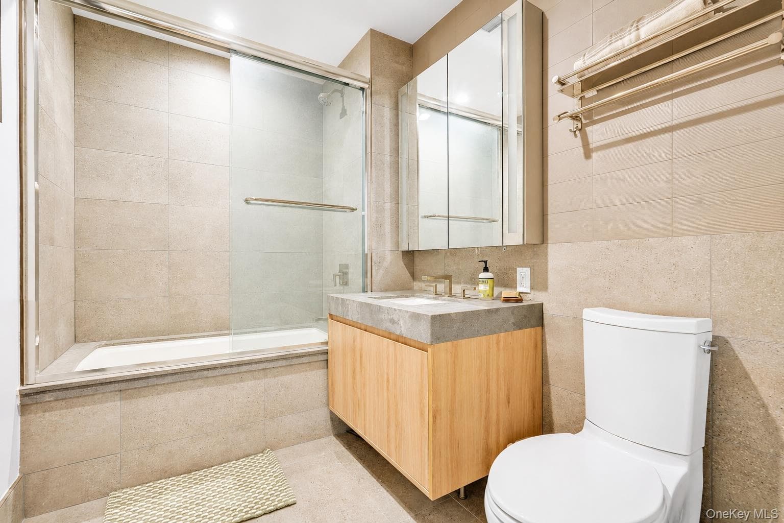 2416 Queens Plaza Unit: 7B thumbnail 10