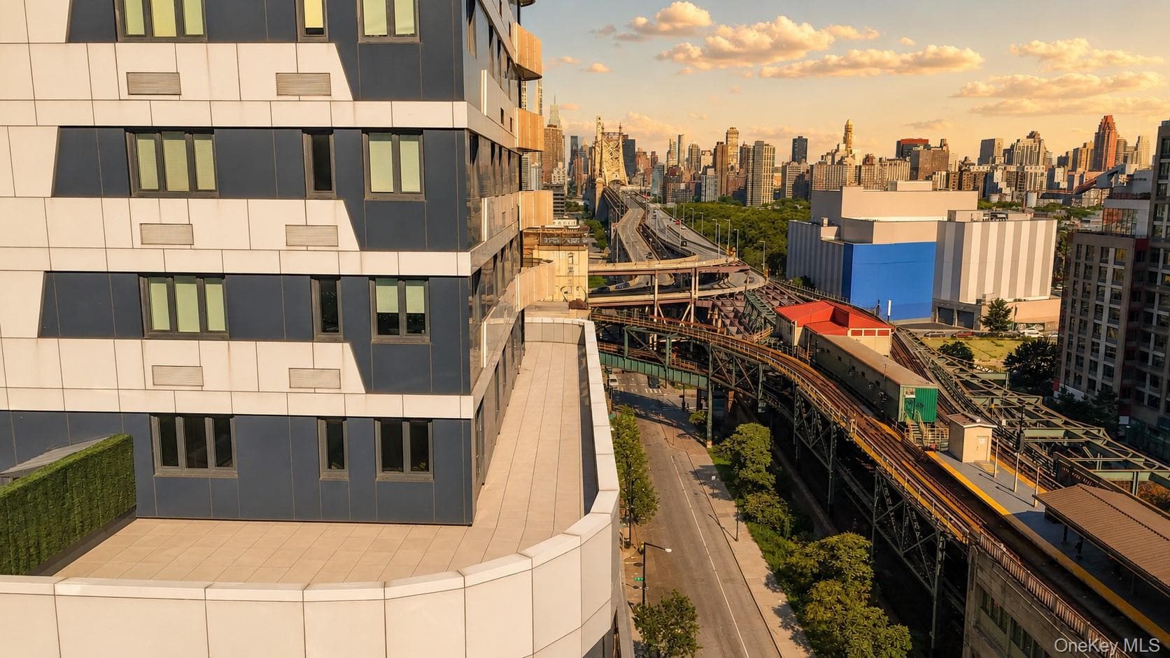 2416 Queens Plaza Unit: 7B thumbnail 13