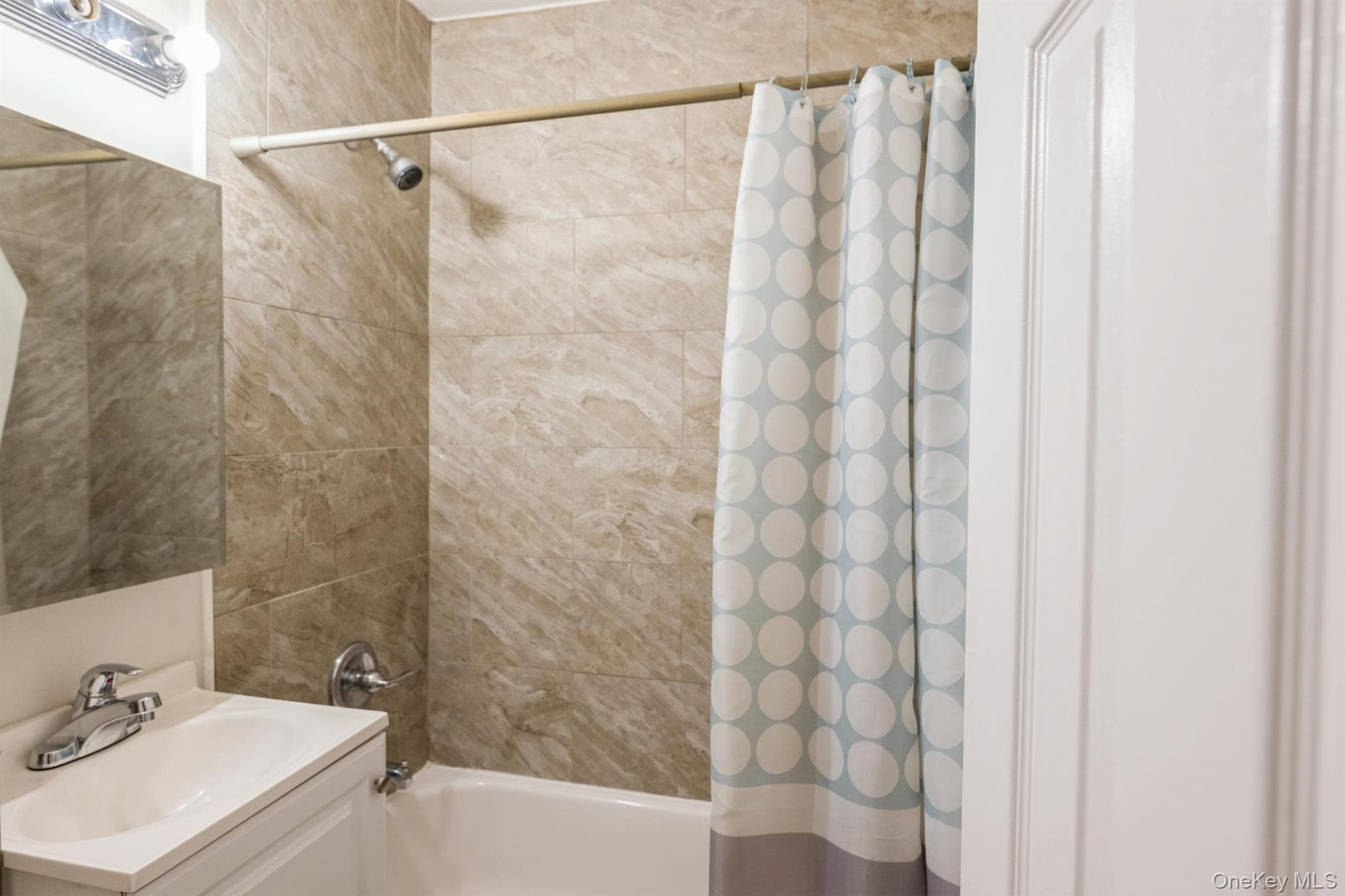127 Hallock Landing Road thumbnail 11