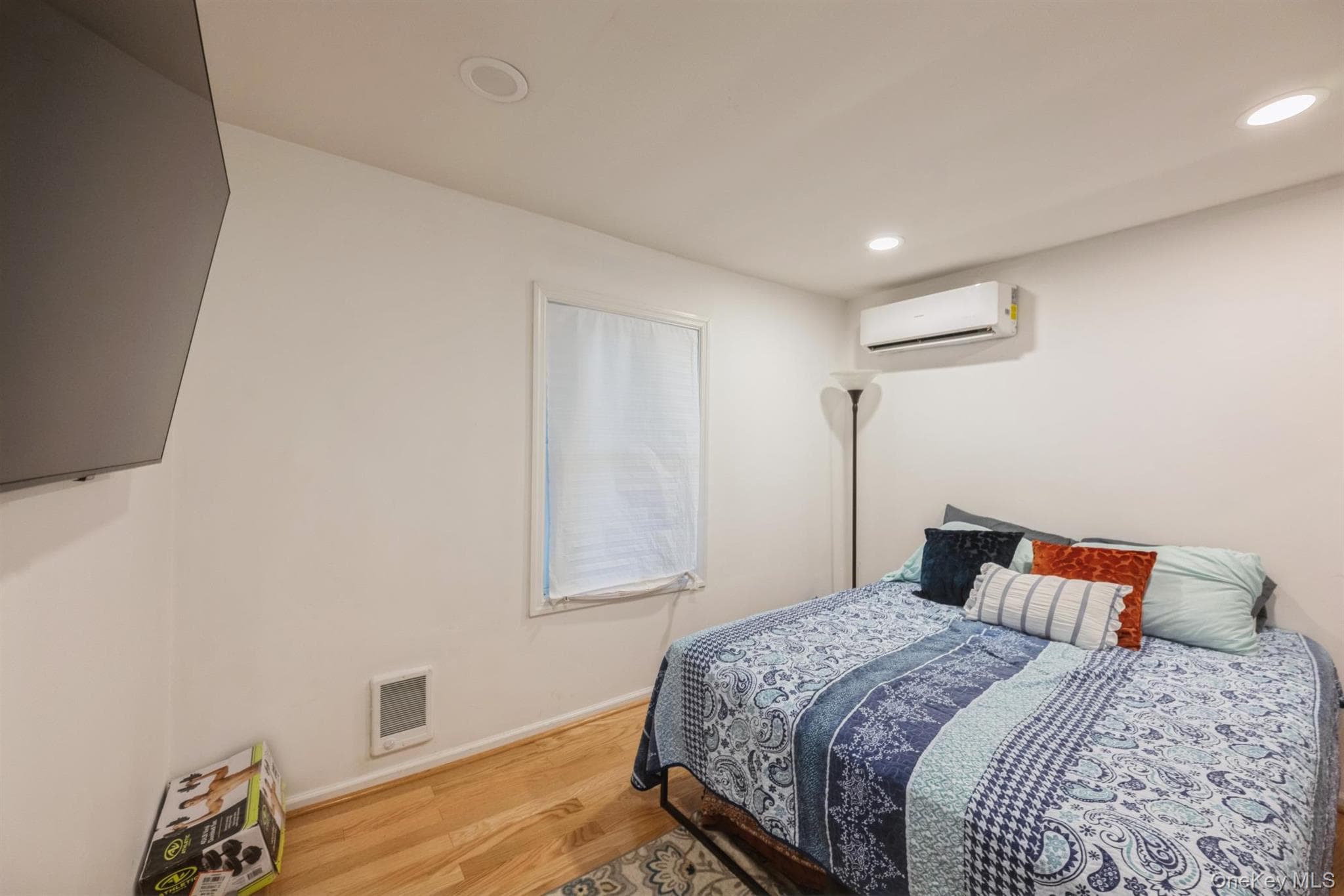 127 Hallock Landing Road thumbnail 12