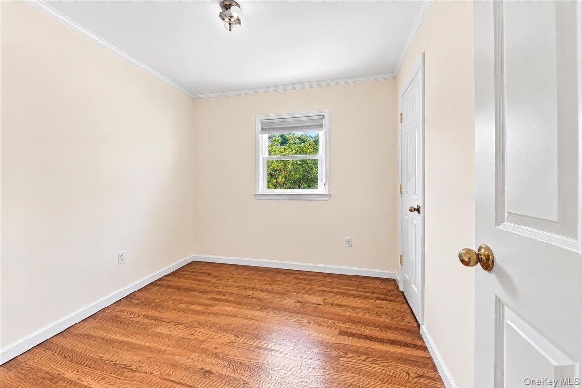 3740 Eleanor Drive thumbnail 18