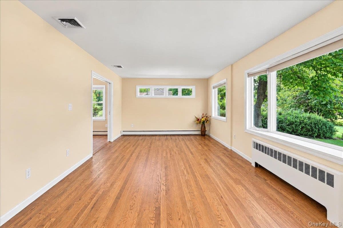 3740 Eleanor Drive thumbnail 5