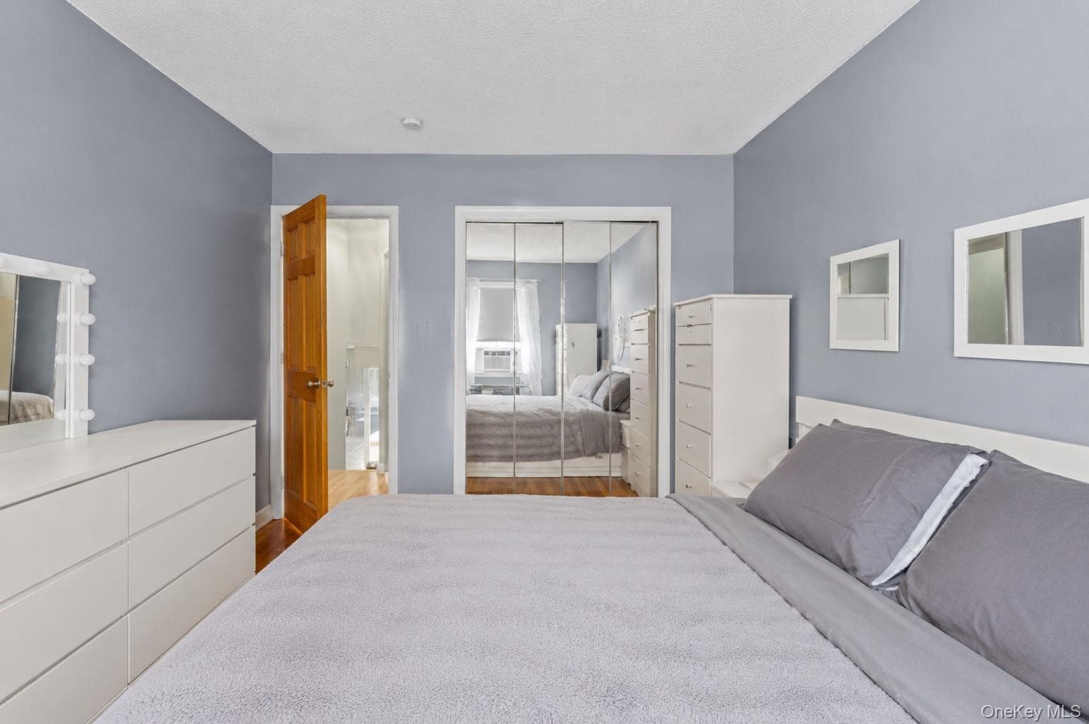 1166 Bergen Avenue thumbnail 20