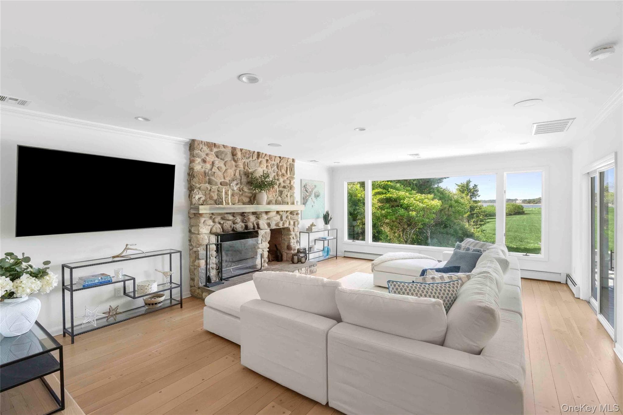 50 Sunset Avenue thumbnail 13