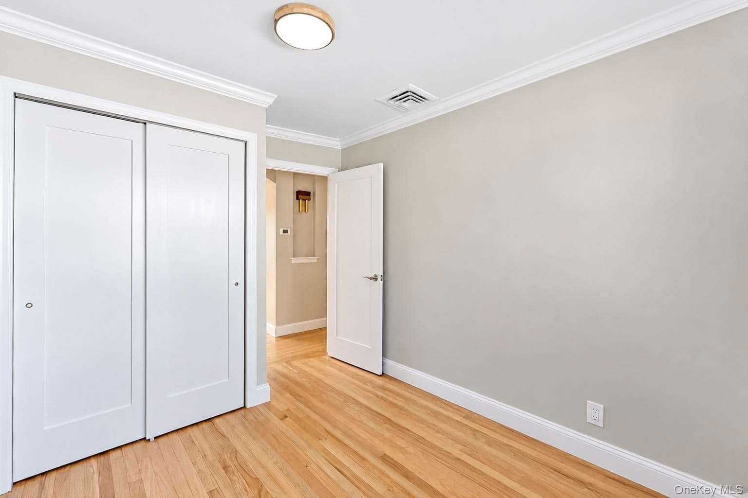 1871 Relyea Drive thumbnail 13