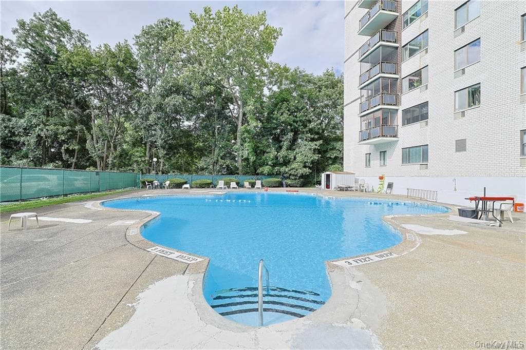 160 Academy Street Unit: 3L thumbnail 14