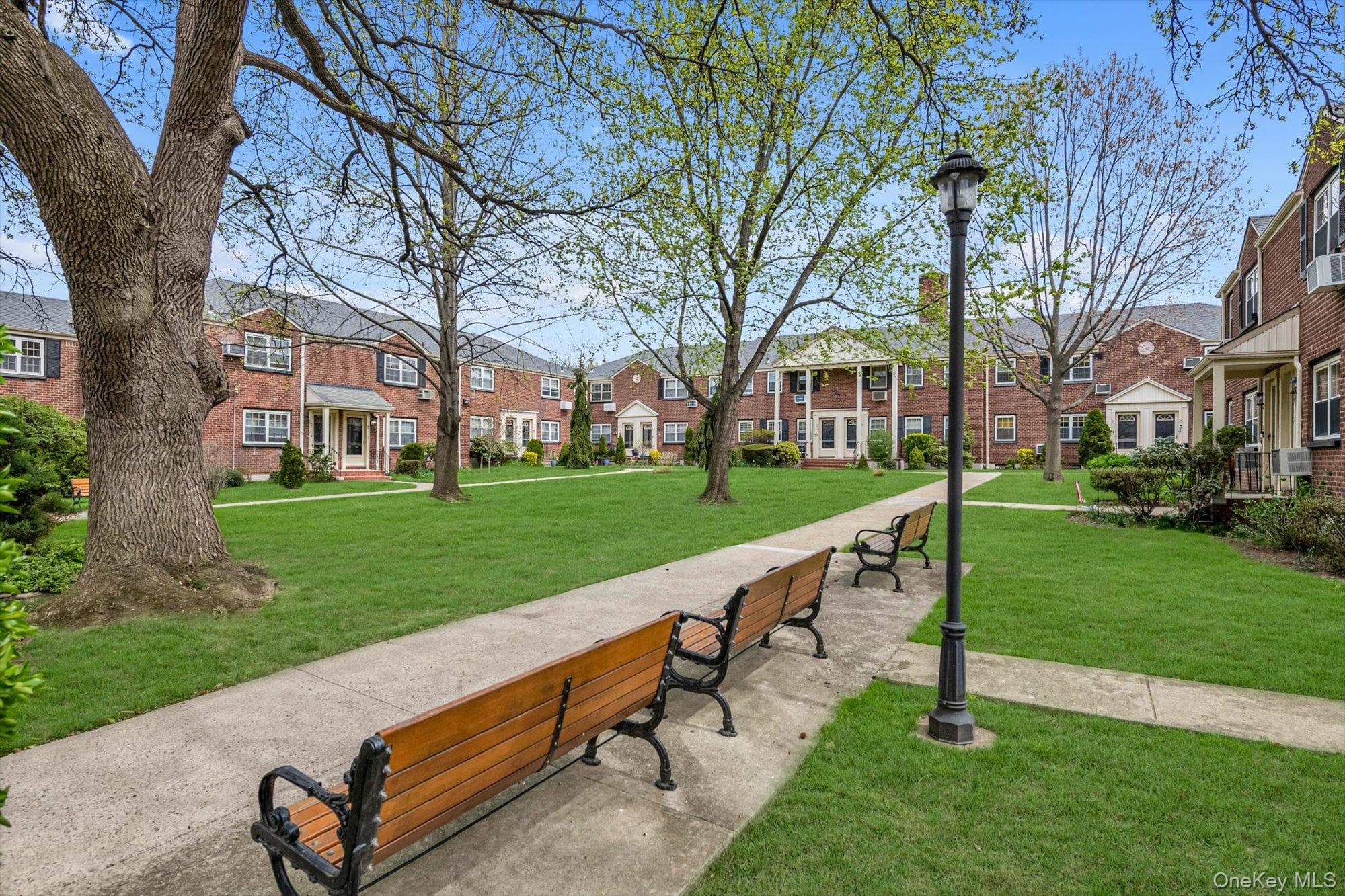 6939 213th Street Unit: 218 thumbnail 12