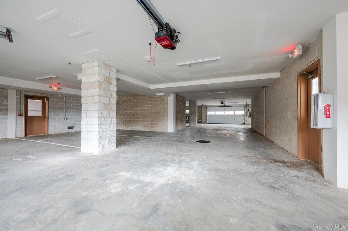661 W Broadway Unit: 401 thumbnail 25