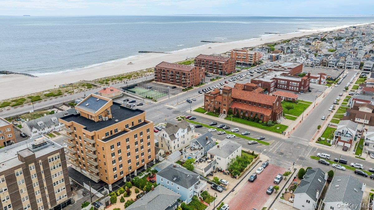 661 W Broadway Unit: 401 thumbnail 31