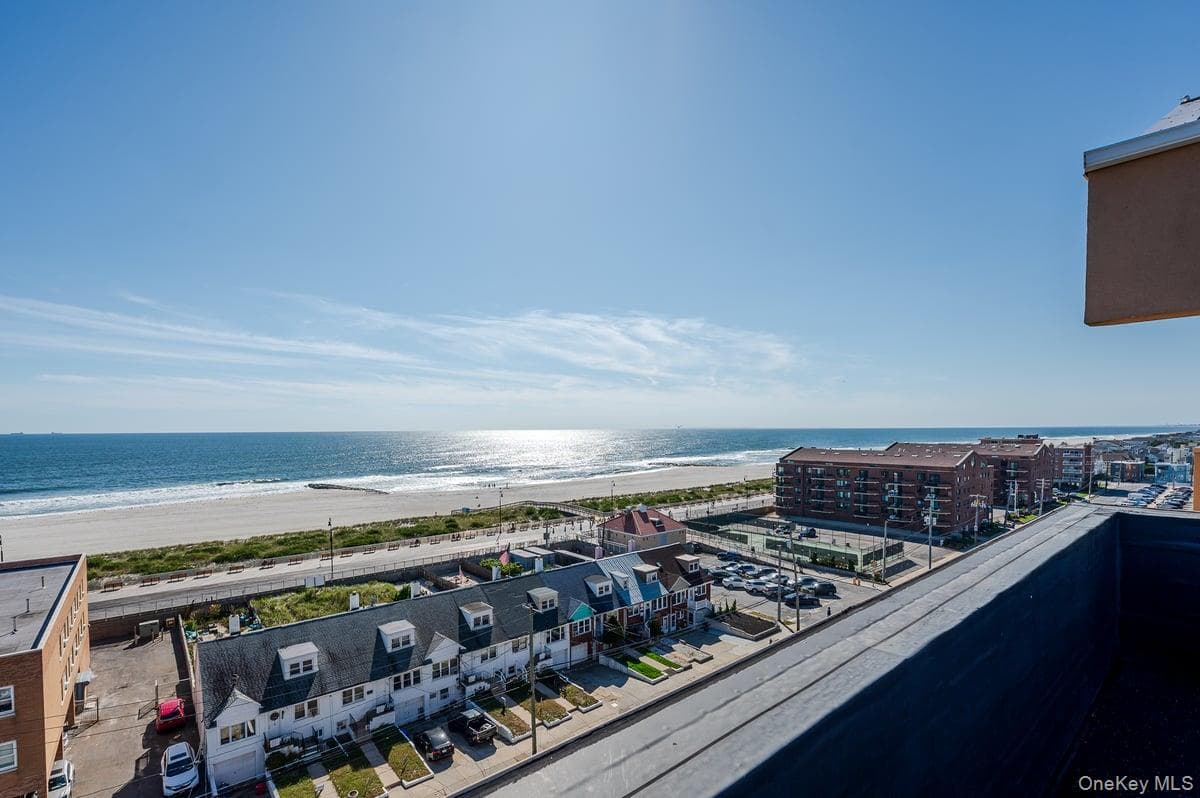 661 W Broadway Unit: 401 thumbnail 43