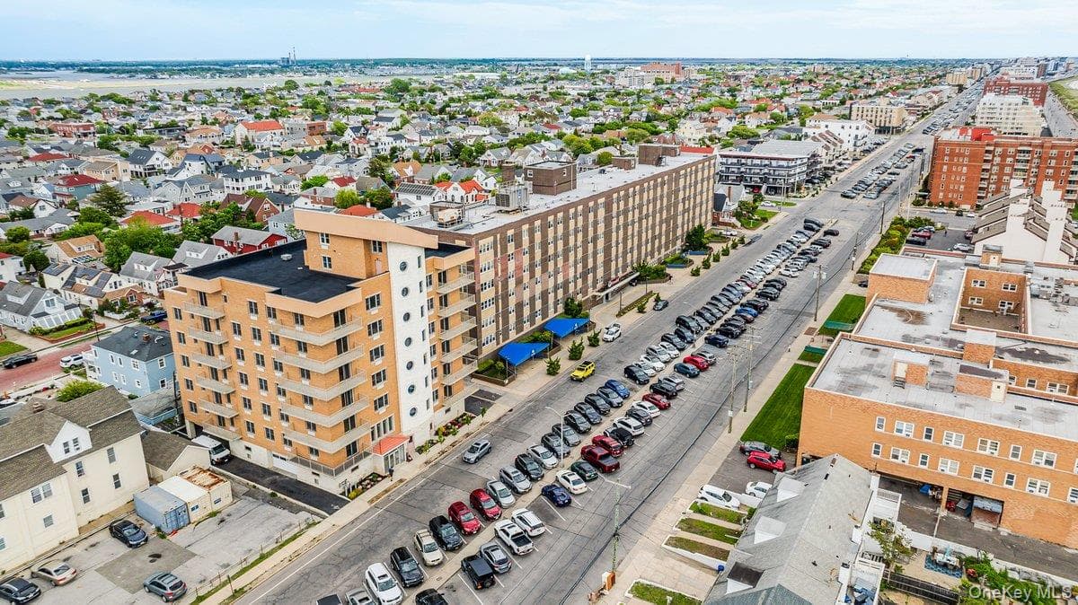 661 W Broadway Unit: 401 thumbnail 28