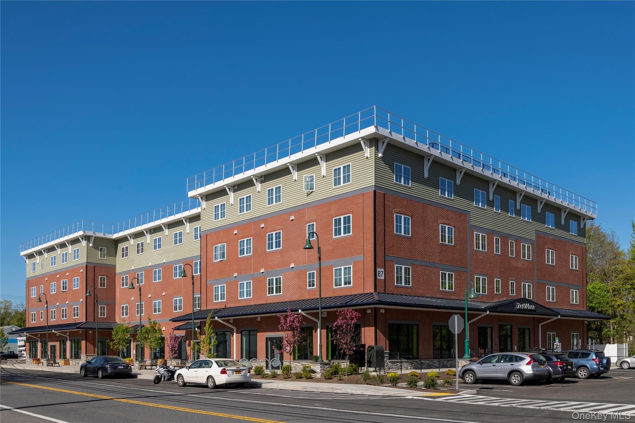 87 N Chestnut Street Unit: 201, New Paltz