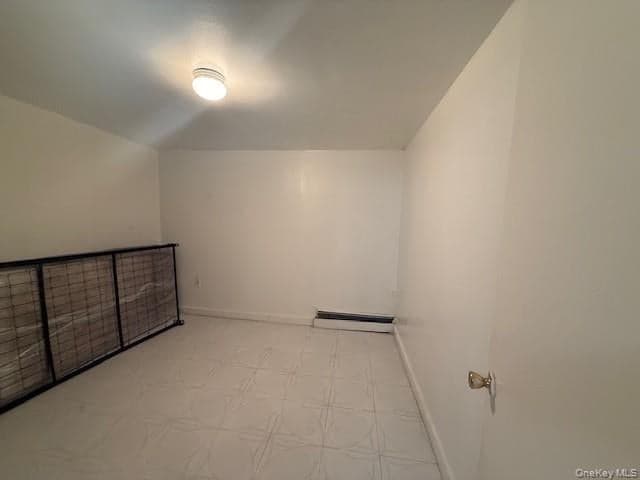 686 Fairview Avenue thumbnail 11