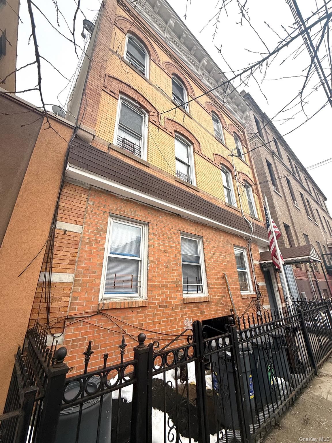 686 Fairview Avenue thumbnail 19