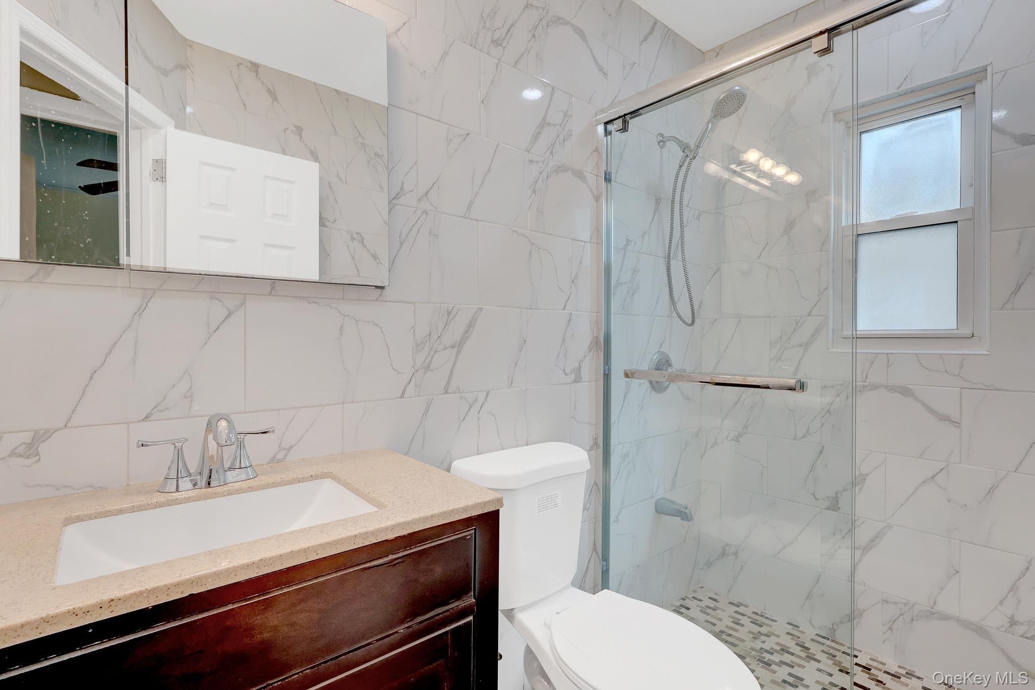 411 New Hyde Park Road thumbnail 16