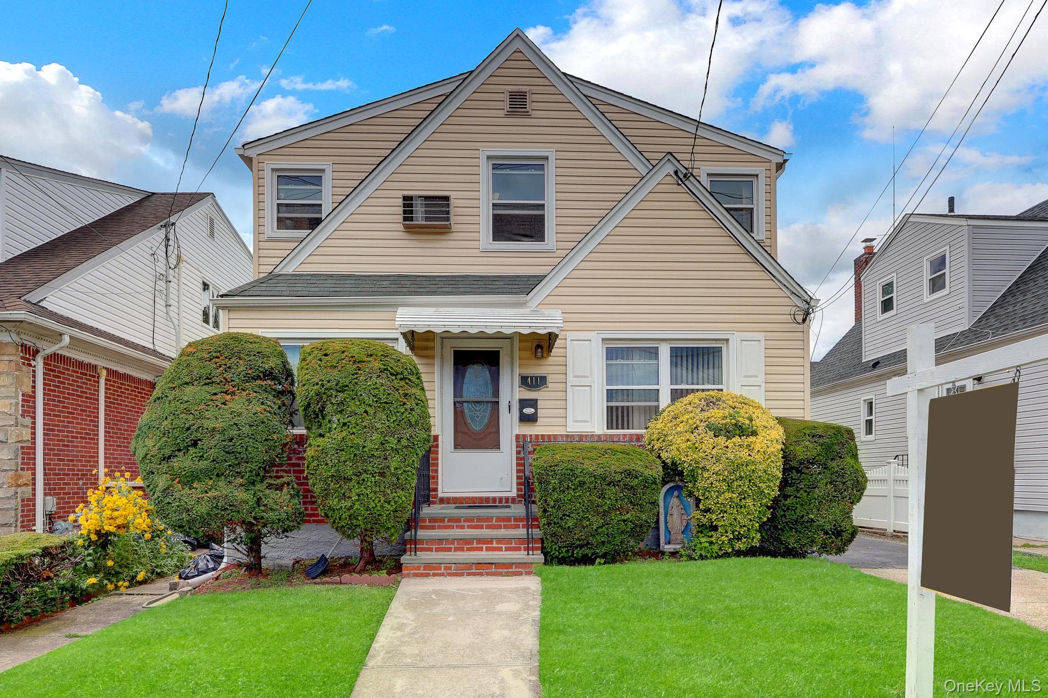 411 New Hyde Park Road thumbnail 4
