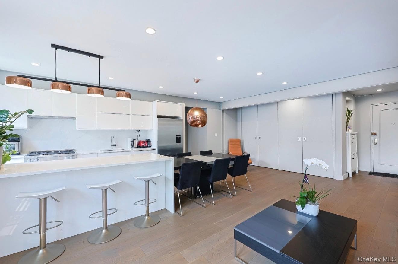 83-85 116th Street Unit: 3K thumbnail 4