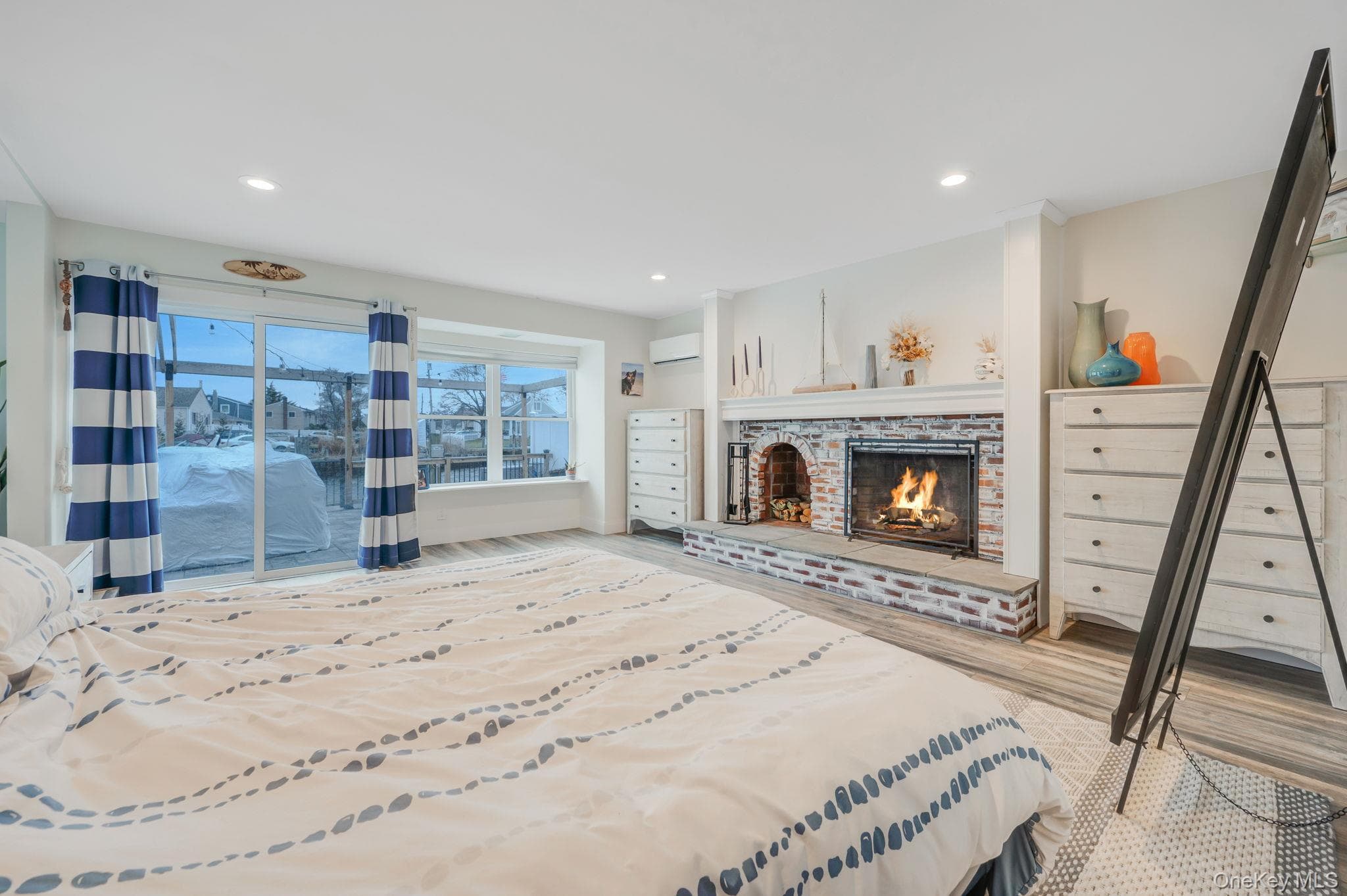 677 S 9th Street thumbnail 14