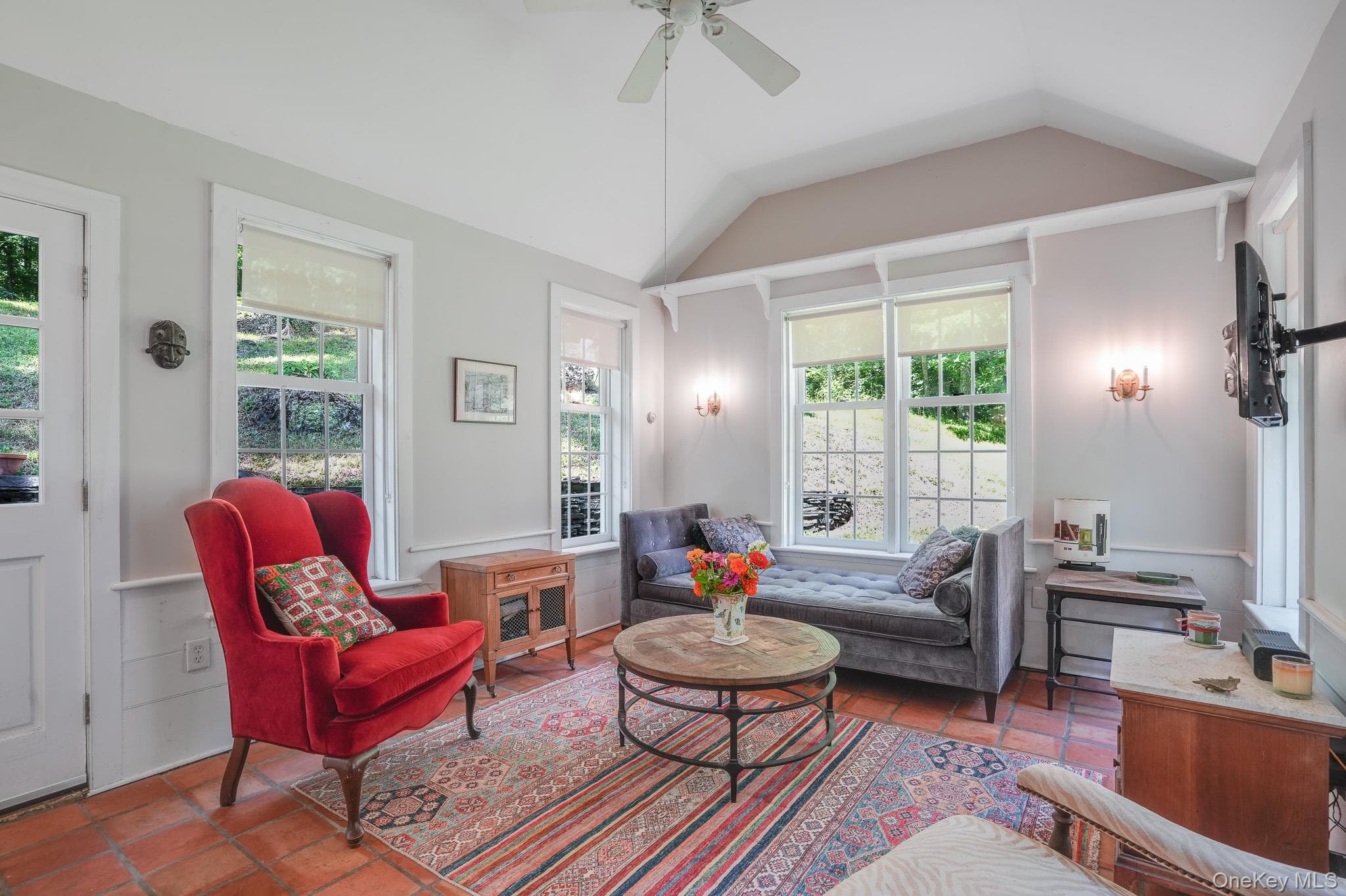 568 Hickory Bush Road thumbnail 6