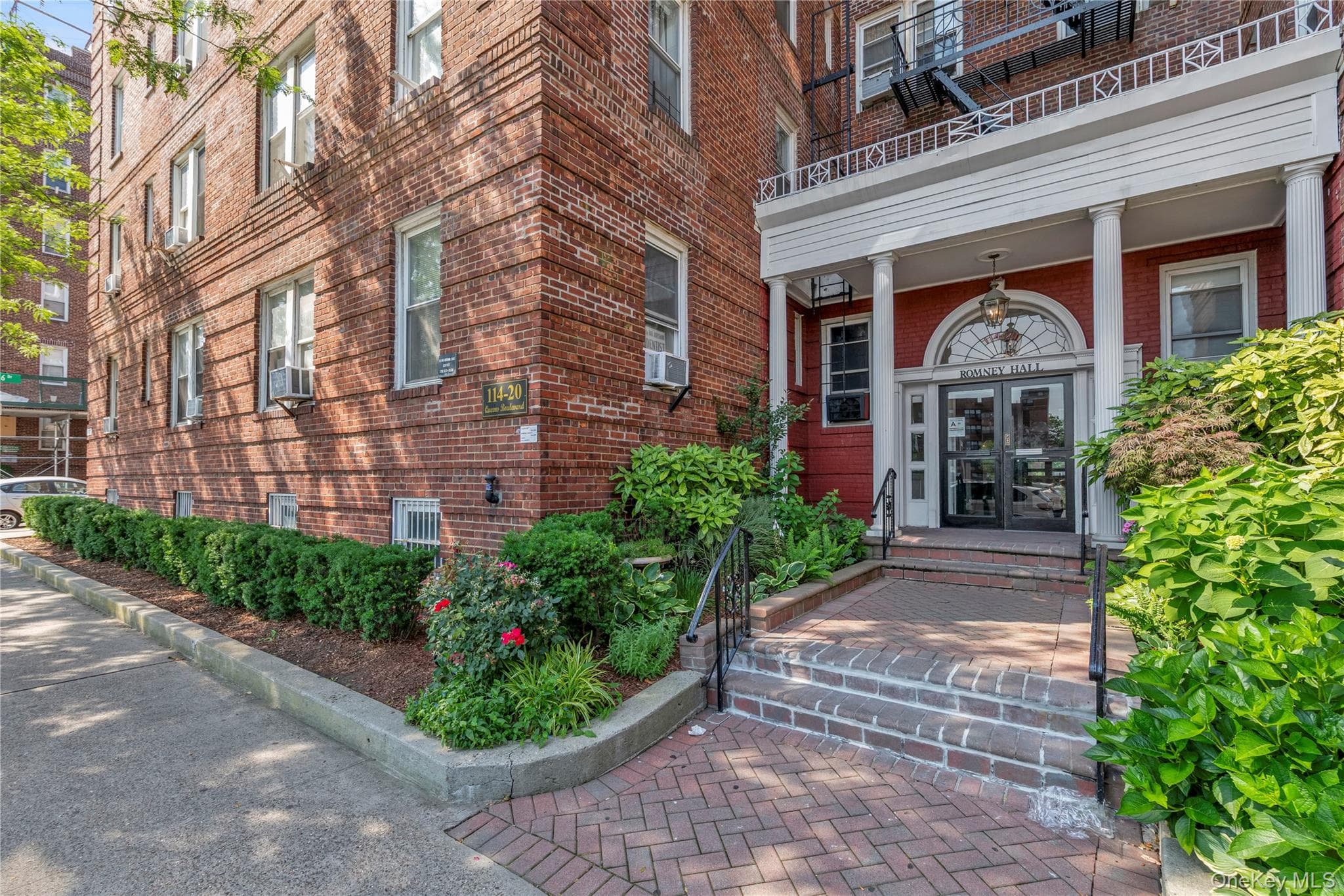 114-20 Queens Boulevard Unit: E9, Forest Hills