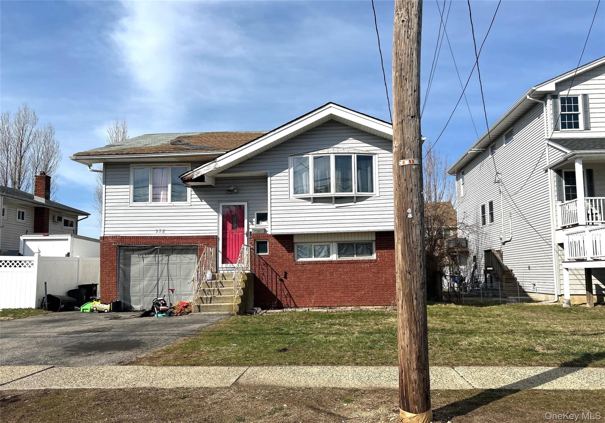 572 Miller Avenue thumbnail 2