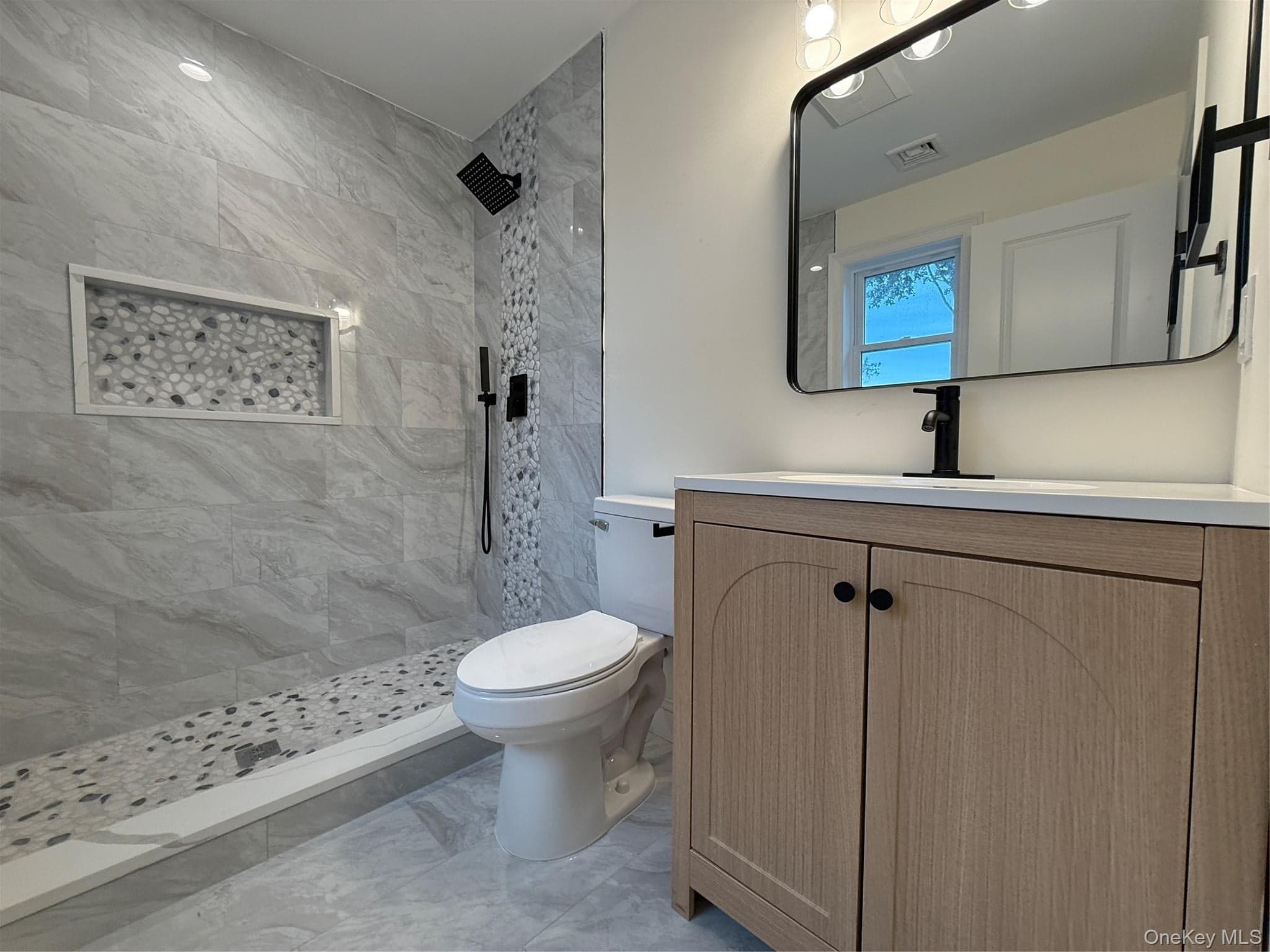 129 Southaven Avenue thumbnail 11