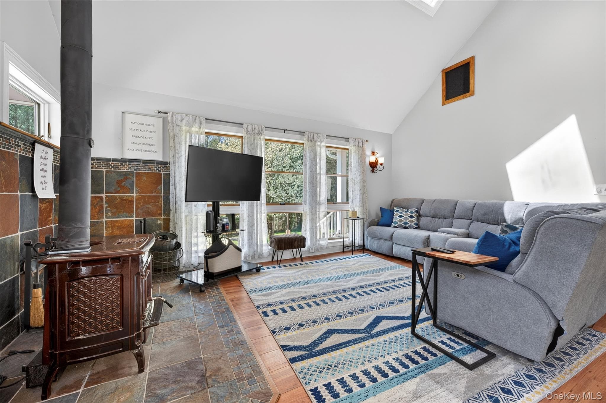 465 Schalck Road thumbnail 10
