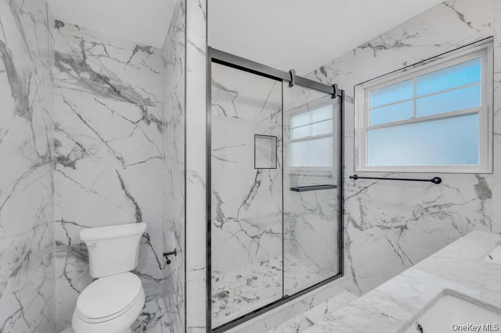 141 Emerson Avenue thumbnail 24