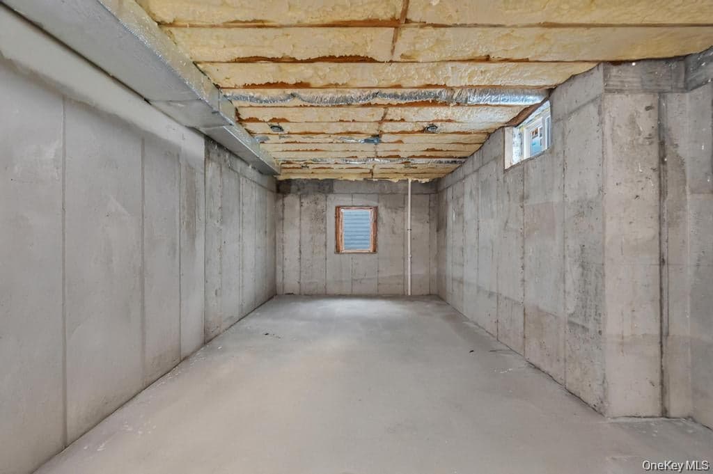 141 Emerson Avenue thumbnail 32