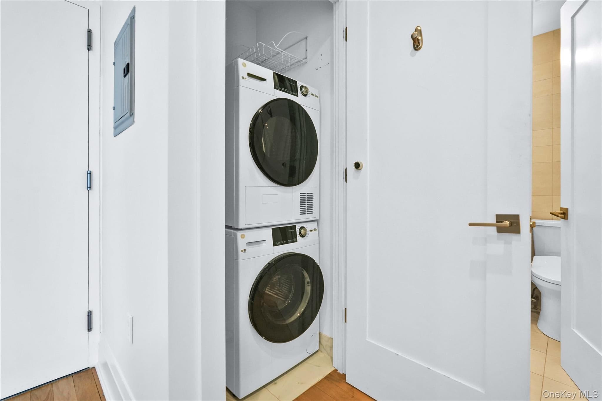 2343 31st Road Unit: 3B thumbnail 10