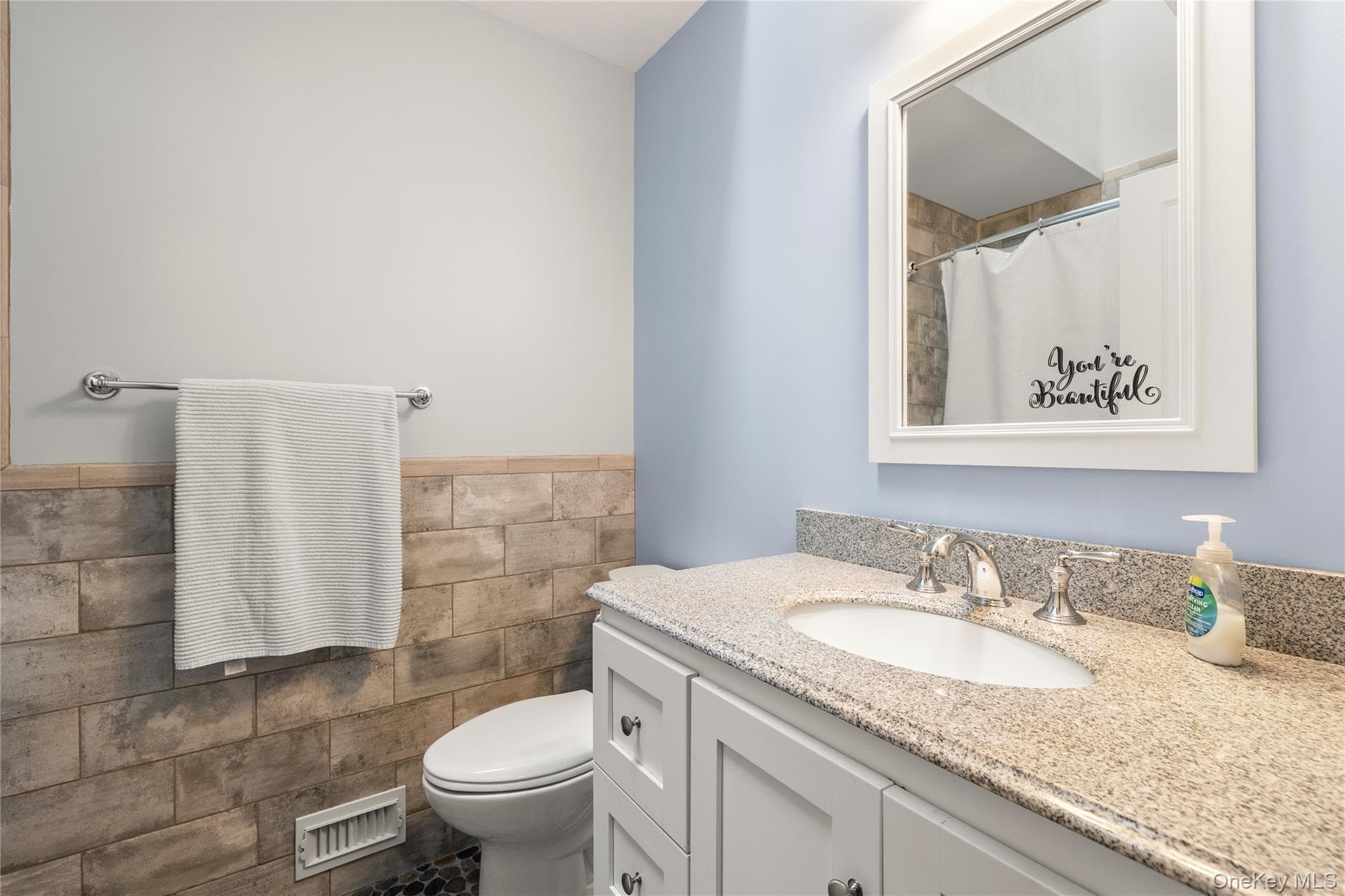 8 Victoria Drive Unit: 8 thumbnail 18