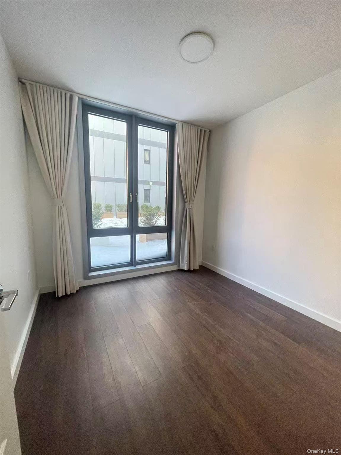 144-27 Sanford Avenue Unit: 2K thumbnail 4