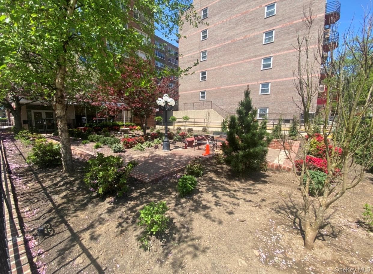 8111 45th Avenue Unit: 5C thumbnail 4