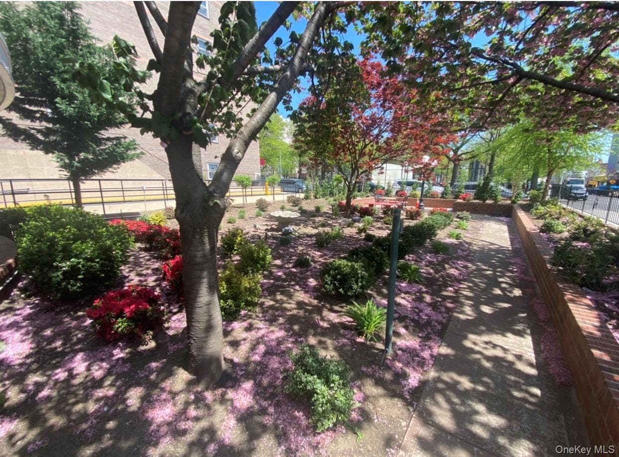 8111 45th Avenue Unit: 5C thumbnail 3