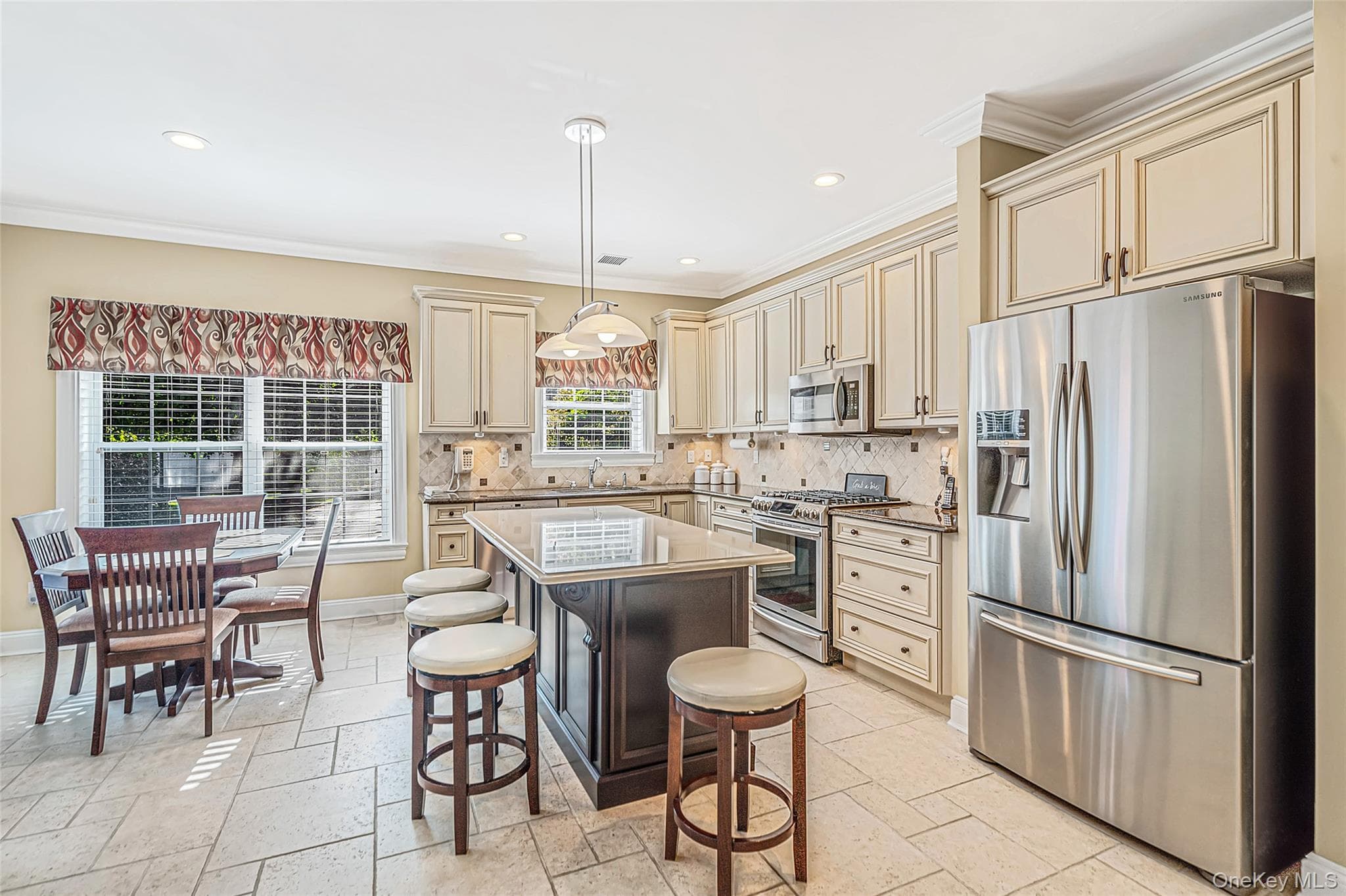 29 Golden Spruce Drive thumbnail 14