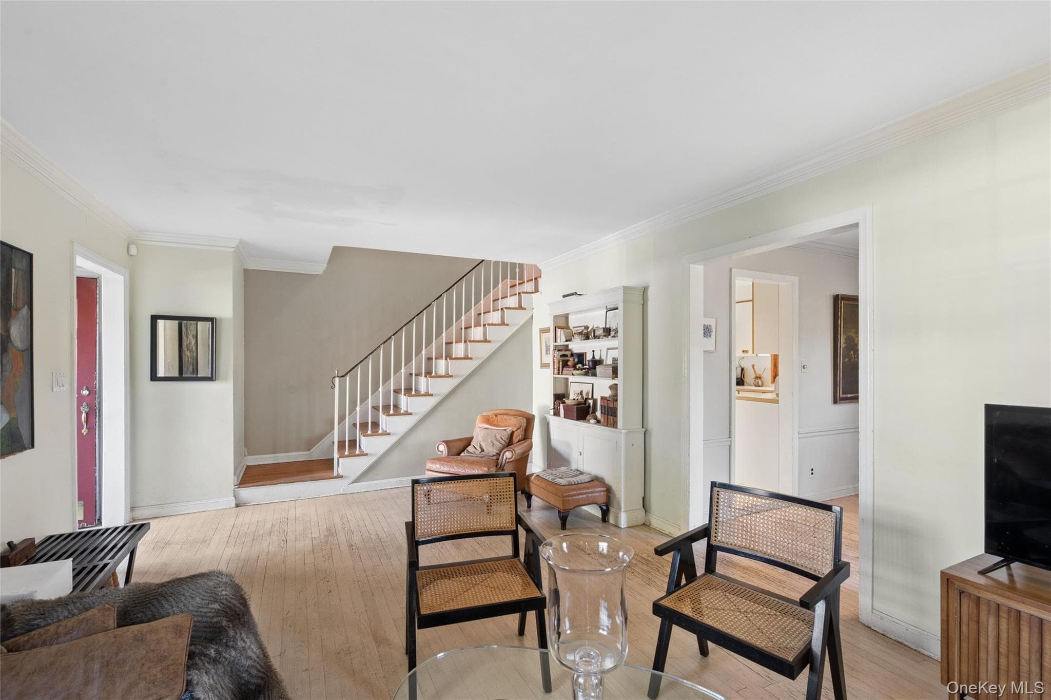 1569 Hewlett Avenue thumbnail 6