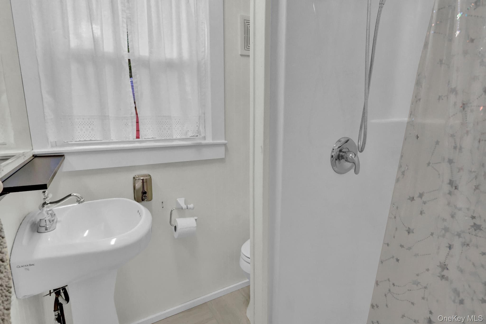 15 Cottage Road thumbnail 13