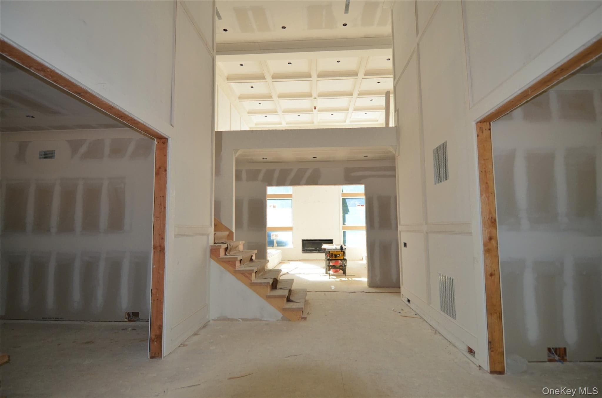 550 Moriches Road thumbnail 7