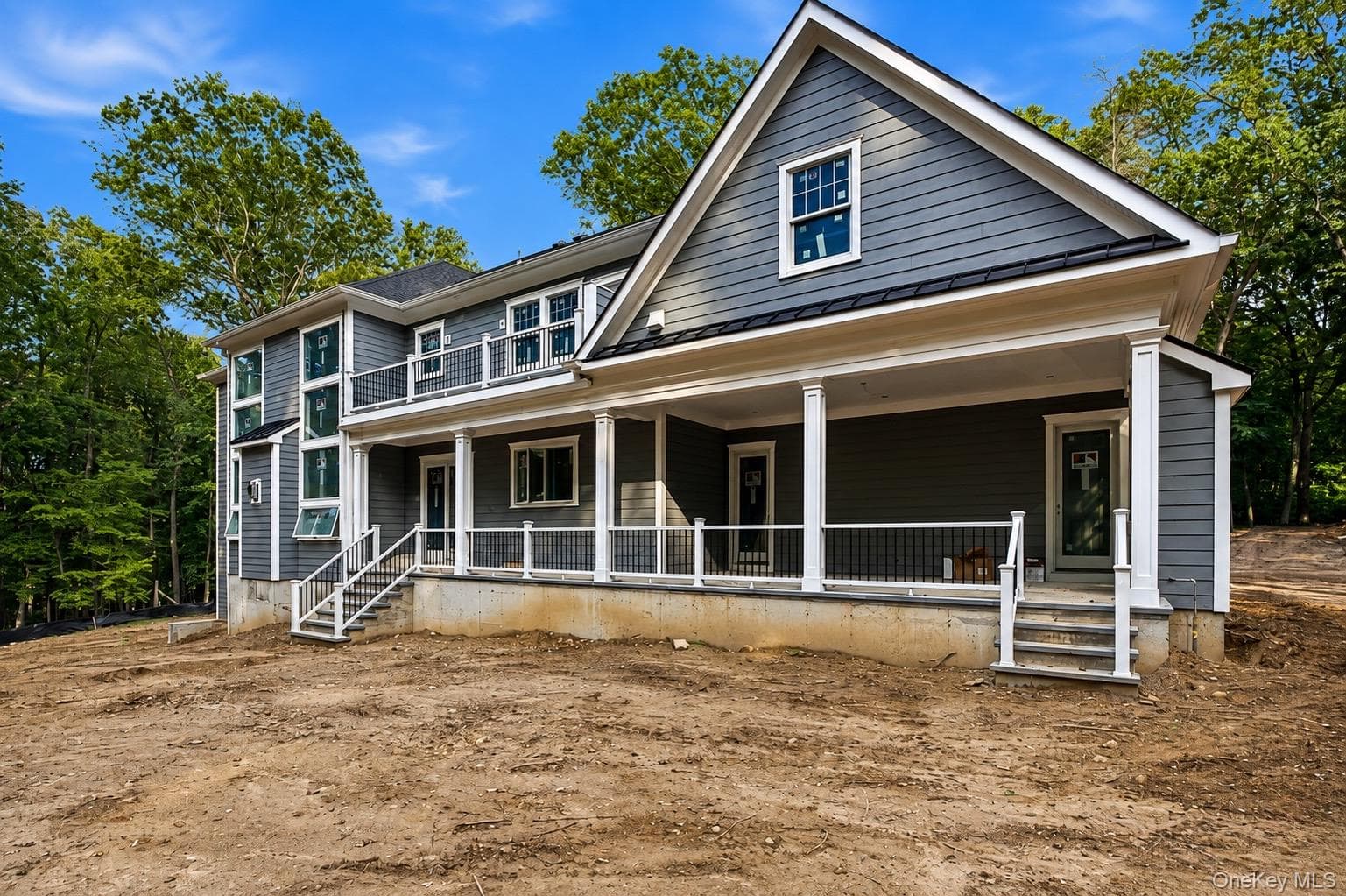 550 Moriches Road thumbnail 2