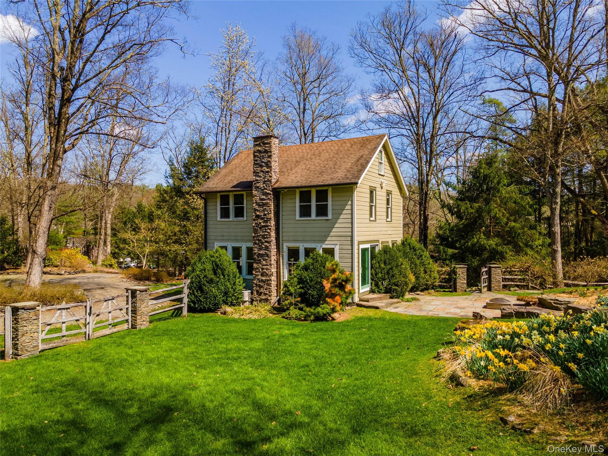 1063 Sawkill Road photo 1
